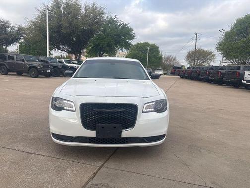 Bright White Clearcoat 2020 Chrysler 300 Touring