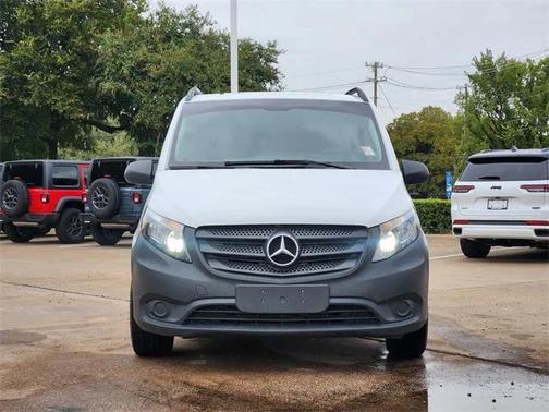 2019 Mercedes-Benz Metris Base