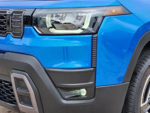 Hydro Blue Pearlcoat 2026 Jeep Cherokee Laredo 4x4