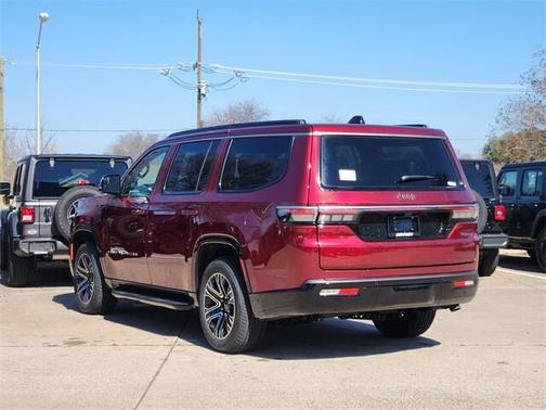 2026 Jeep Grand Wagoneer 4x2