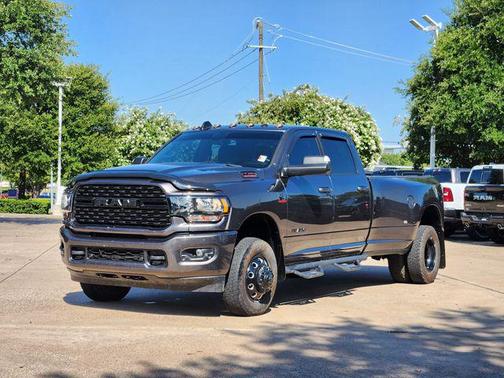 Granite Crystal Metallic Clearcoat 2022 RAM 3500 Big Horn Crew Cab 4x4 8' Box