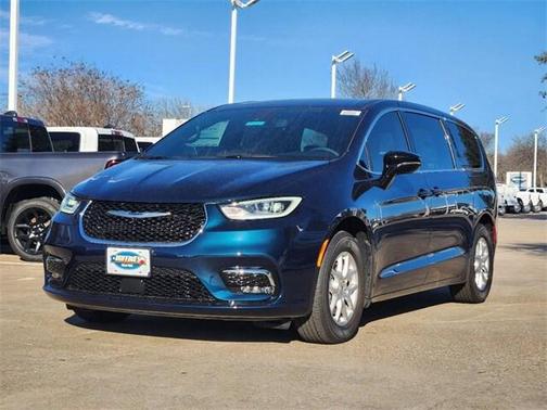 2025 Chrysler Pacifica L