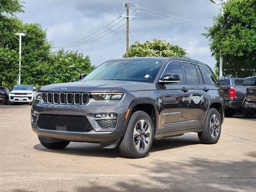 Baltic Gray Metallic Clearcoat 2022 Jeep Grand Cherokee 4xe Base