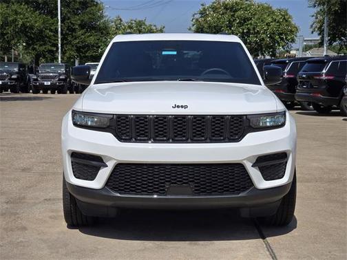 2025 Jeep Grand Cherokee Altitude