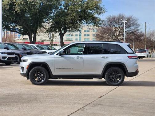 2024 Jeep Grand Cherokee Altitude