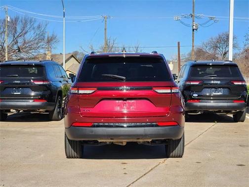 2023 Jeep Grand Cherokee Altitude
