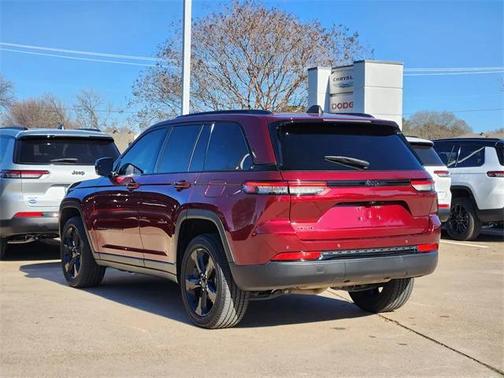 2023 Jeep Grand Cherokee Altitude