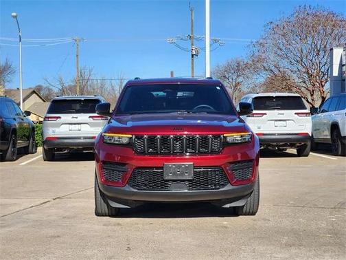 2023 Jeep Grand Cherokee Altitude