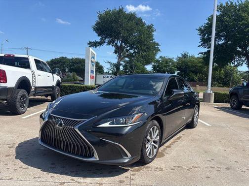 Black 2020 Lexus ES 350 Base