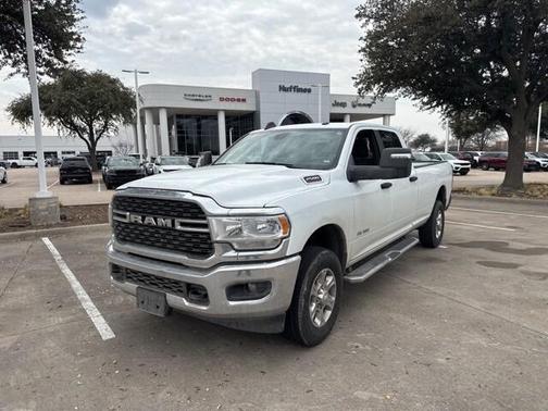 2024 RAM 2500 Big Horn Crew Cab 4x4 8' Box