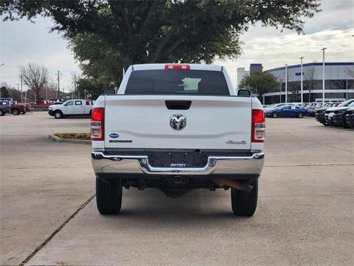 2024 RAM 2500 Big Horn Crew Cab 4x4 8' Box