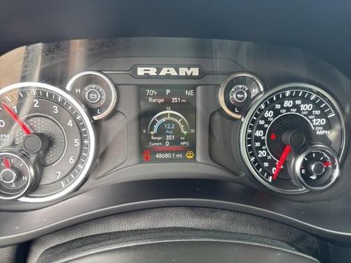 2024 RAM 2500 Big Horn Crew Cab 4x4 8' Box