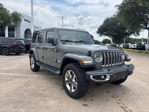 Sting-Gray Clearcoat 2018 Jeep Wrangler Unlimited Sahara