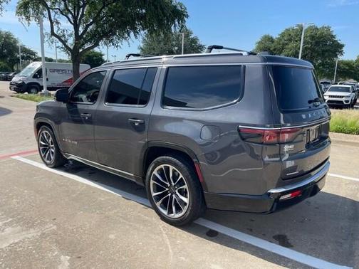 2022 Jeep Wagoneer Series III 4x4