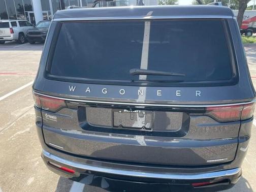 2022 Jeep Wagoneer Series III 4x4