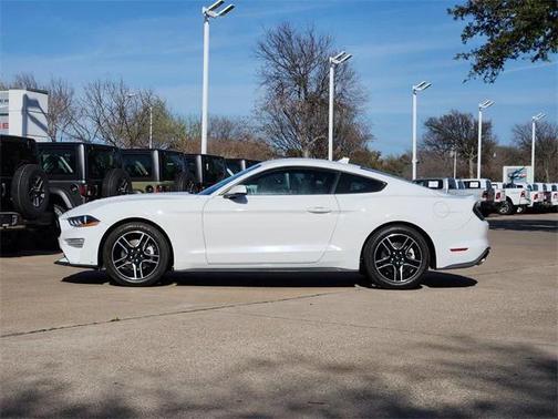 2020 Ford Mustang EcoBoost