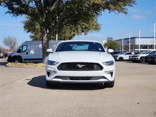 2020 Ford Mustang EcoBoost
