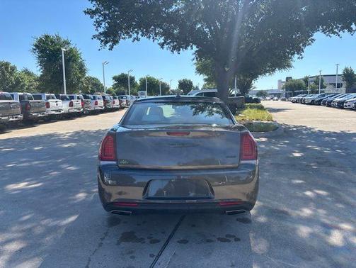Granite Crystal Metallic Clearcoat 2023 Chrysler 300 Touring