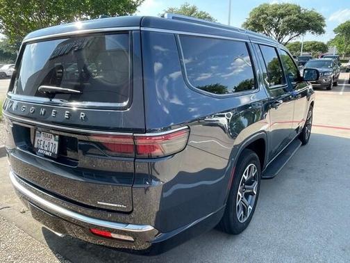 2023 Jeep Wagoneer L Series III 4x4