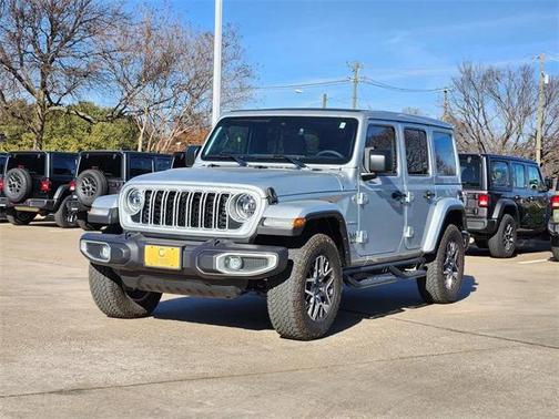 2024 Jeep Wrangler 4-Door Sahara 4x4