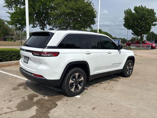 Bright White Clearcoat 2023 Jeep Grand Cherokee 4xe Base