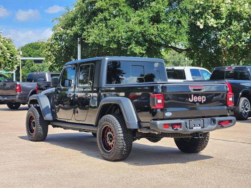 Black Clearcoat 2025 Jeep Gladiator Rubicon