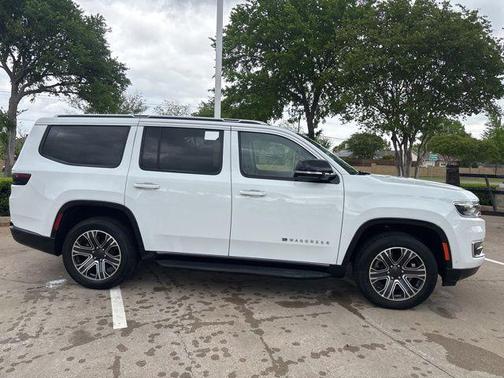 Bright White 2024 Jeep Wagoneer Series II 4x2