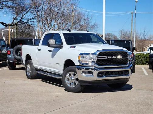 2024 RAM 2500 Big Horn Crew Cab 4x4 6'4' Box