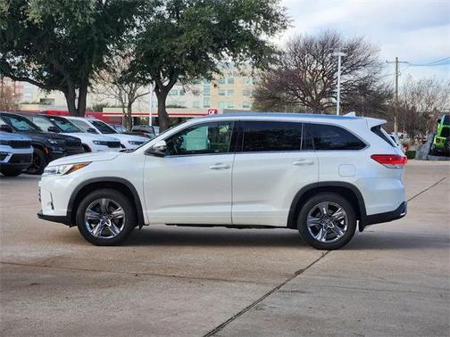 2017 Toyota Highlander Limited Platinum
