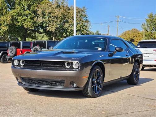 2023 Dodge Challenger SXT
