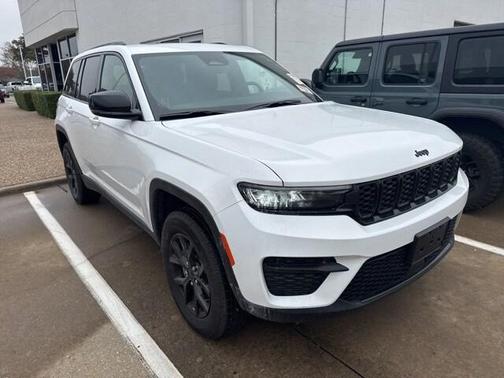 2025 Jeep Grand Cherokee Altitude