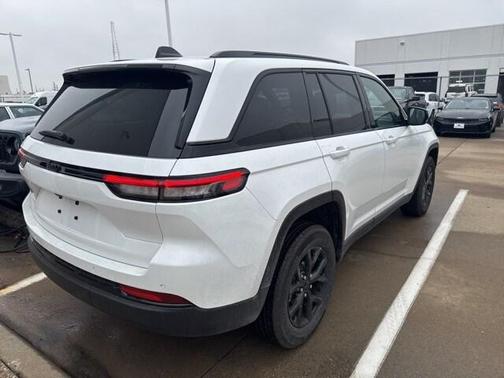 2025 Jeep Grand Cherokee Altitude