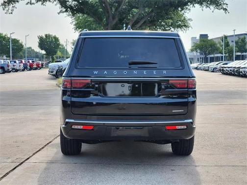 2024 Jeep Wagoneer L Series II 4x2