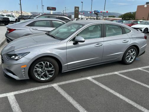 2023 Hyundai SONATA SEL
