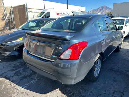 2015 Nissan Versa 1.6 SV