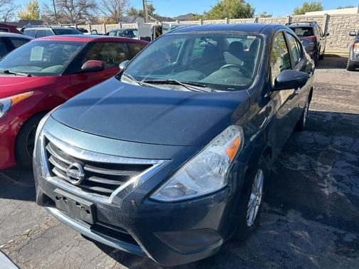 2015 Nissan Versa 1.6 SV