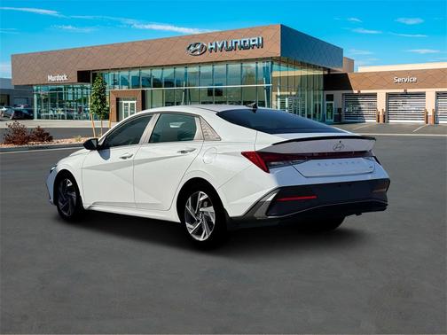 2025 Hyundai ELANTRA HEV SEL