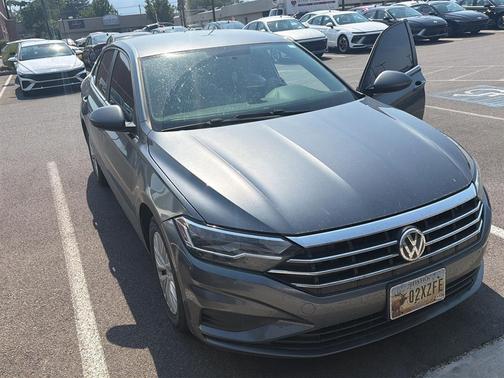 Platinum Gray Metallic 2021 Volkswagen Jetta 1.4T S