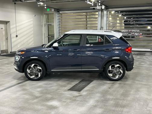 Denim 2024 Hyundai VENUE Limited