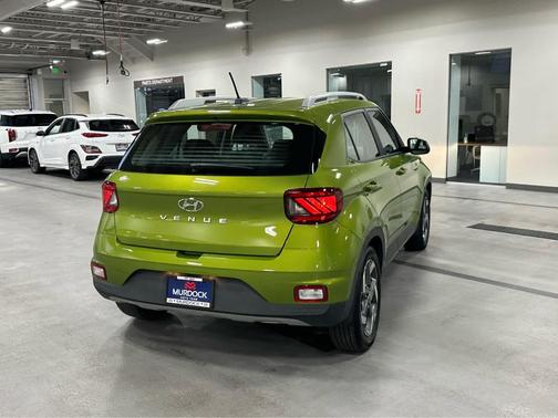 2023 Hyundai VENUE SEL