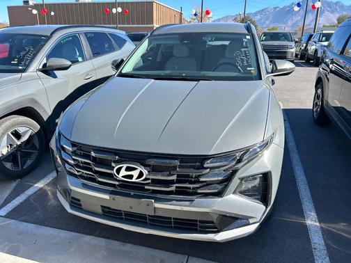 2025 Hyundai TUCSON SEL