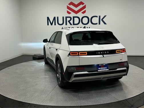 2026 Hyundai IONIQ 5 SE