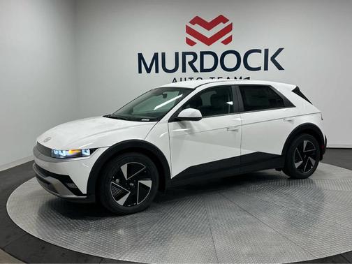 2026 Hyundai IONIQ 5 SE