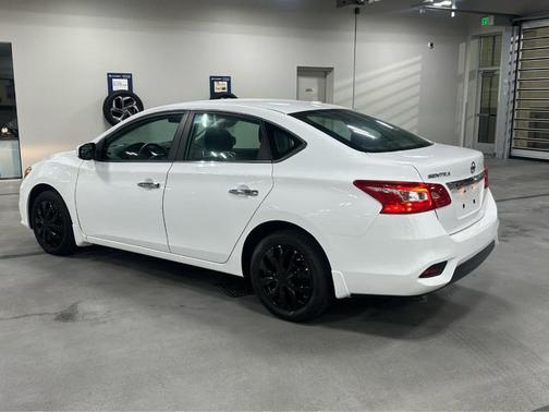 2016 Nissan Sentra SV