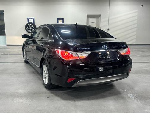 2015 Hyundai SONATA Hybrid Base