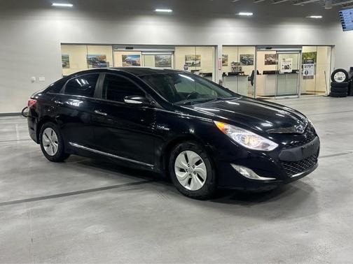 2015 Hyundai SONATA Hybrid Base