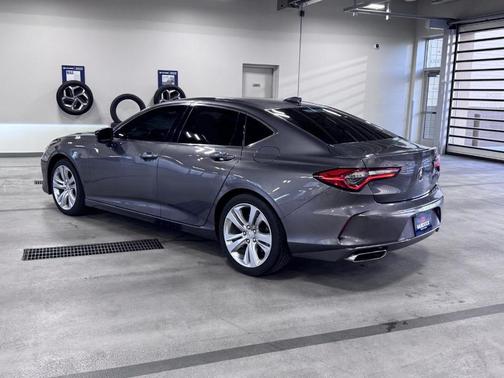 Modern Steel Metallic 2021 Acura TLX Technology