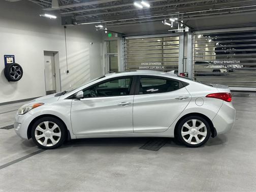 2013 Hyundai ELANTRA Limited
