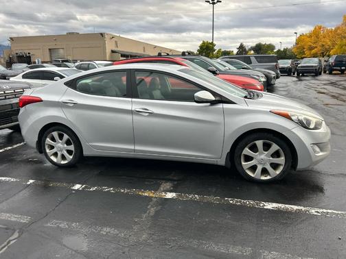 2013 Hyundai ELANTRA Limited