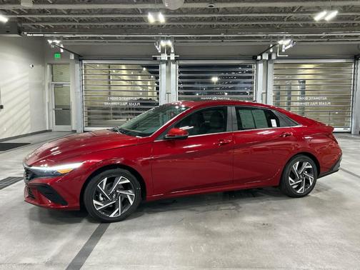 2025 Hyundai ELANTRA HEV Limited